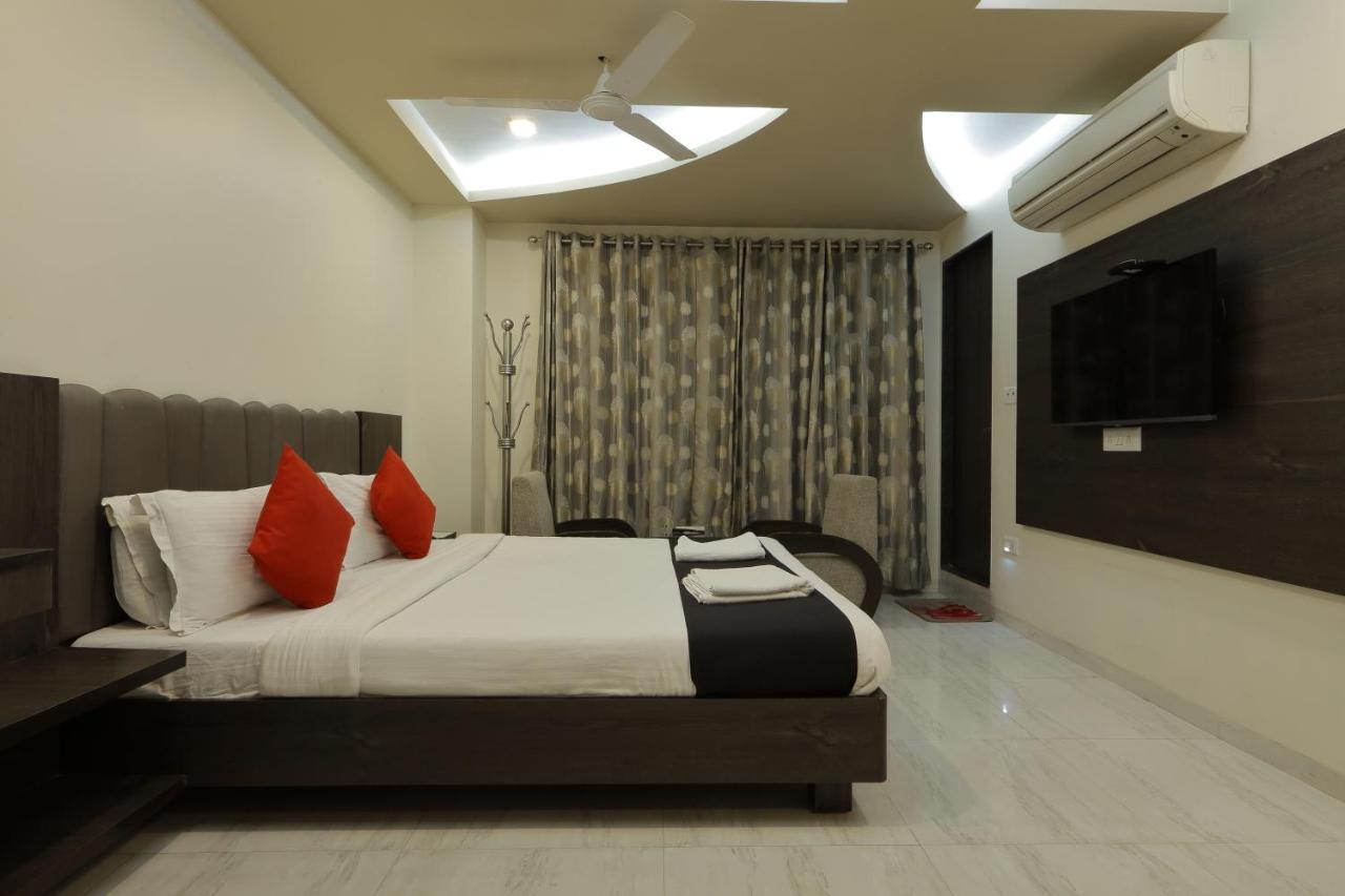 Hotel Unity Ahmedabad Exterior photo